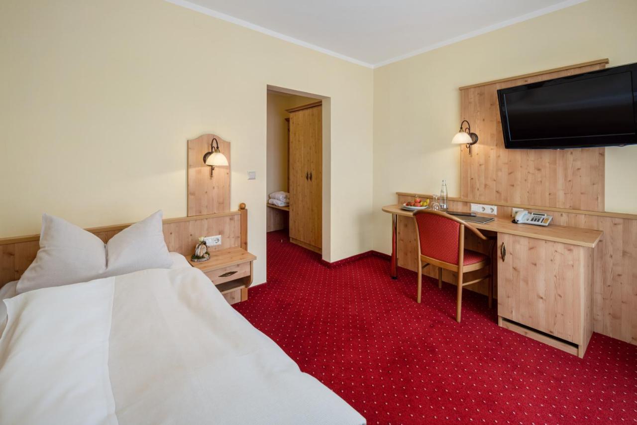 Hotel Zur Post Bad Abbach Oda fotoğraf