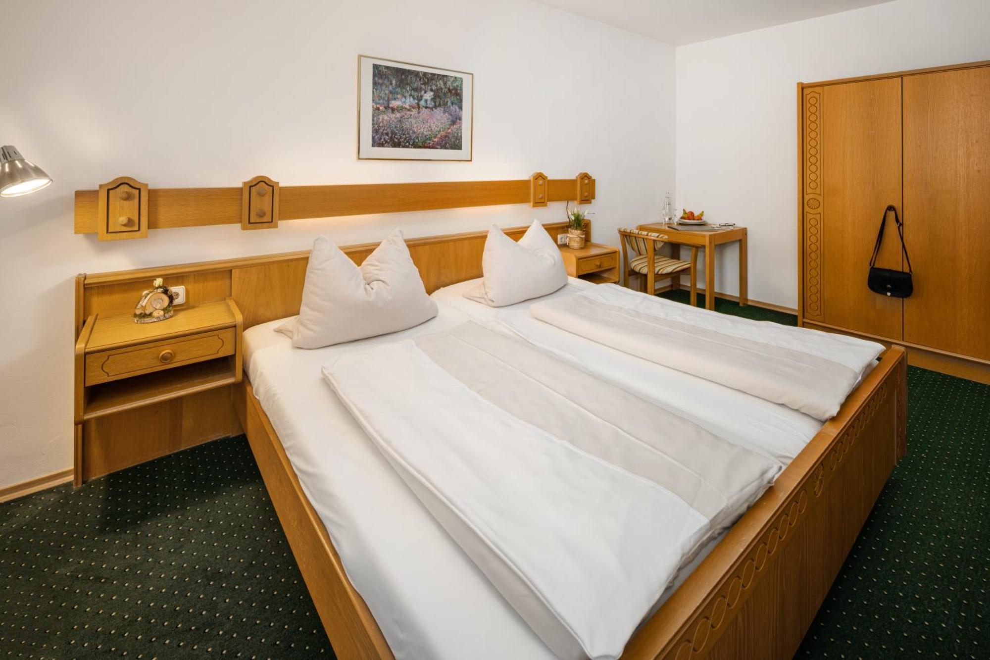 Hotel Zur Post Bad Abbach Oda fotoğraf