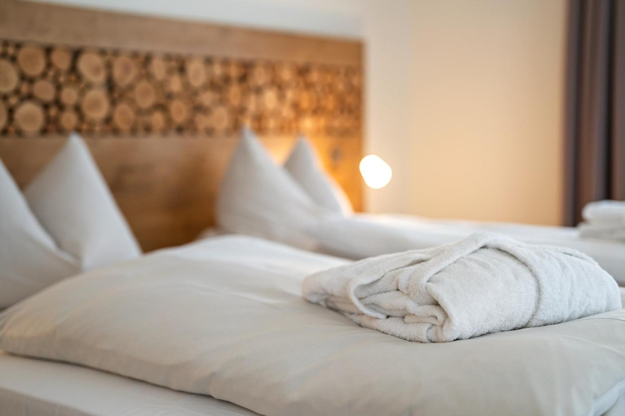 Hotel Zur Post Bad Abbach Oda fotoğraf