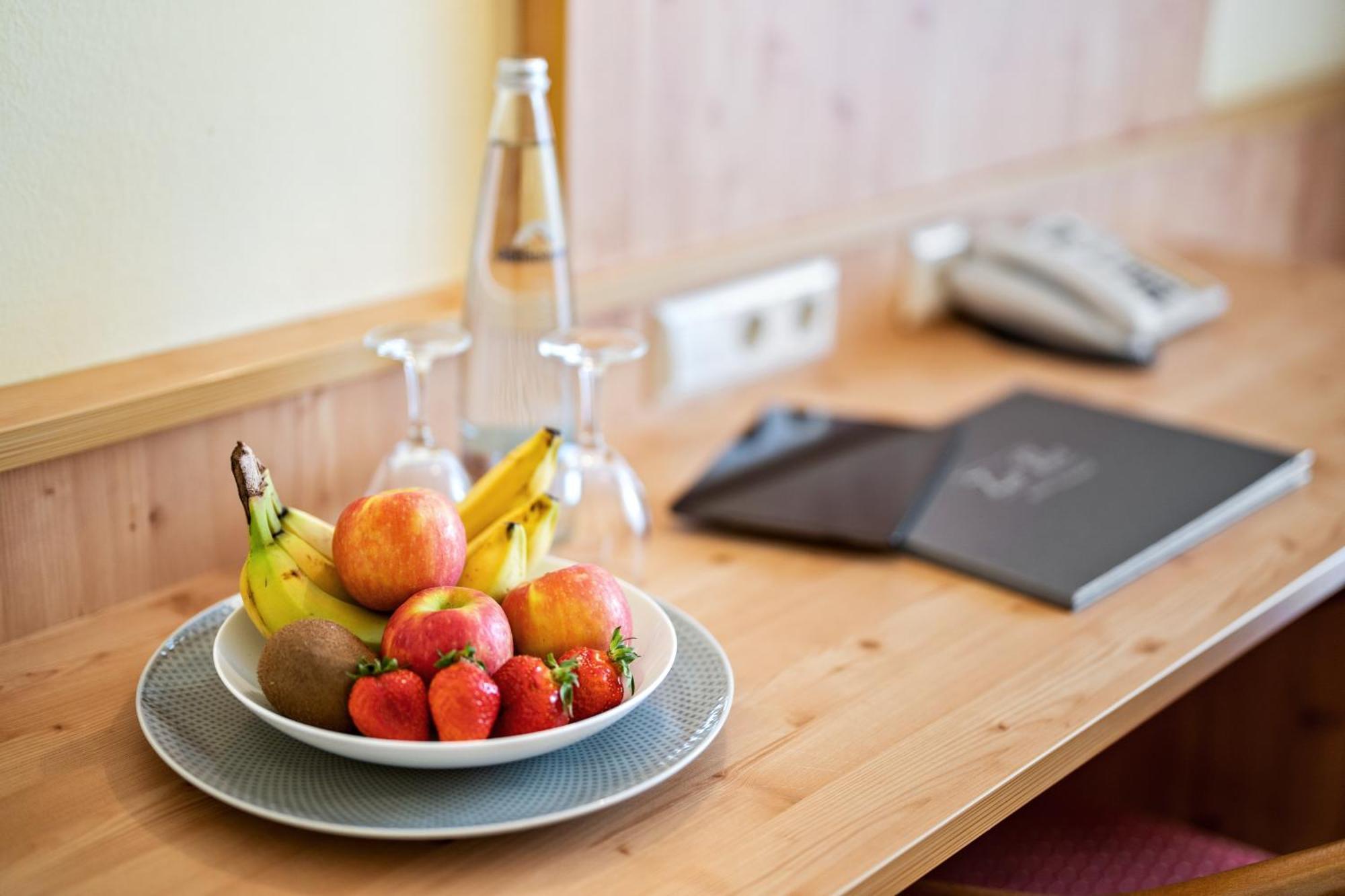 Hotel Zur Post Bad Abbach Oda fotoğraf